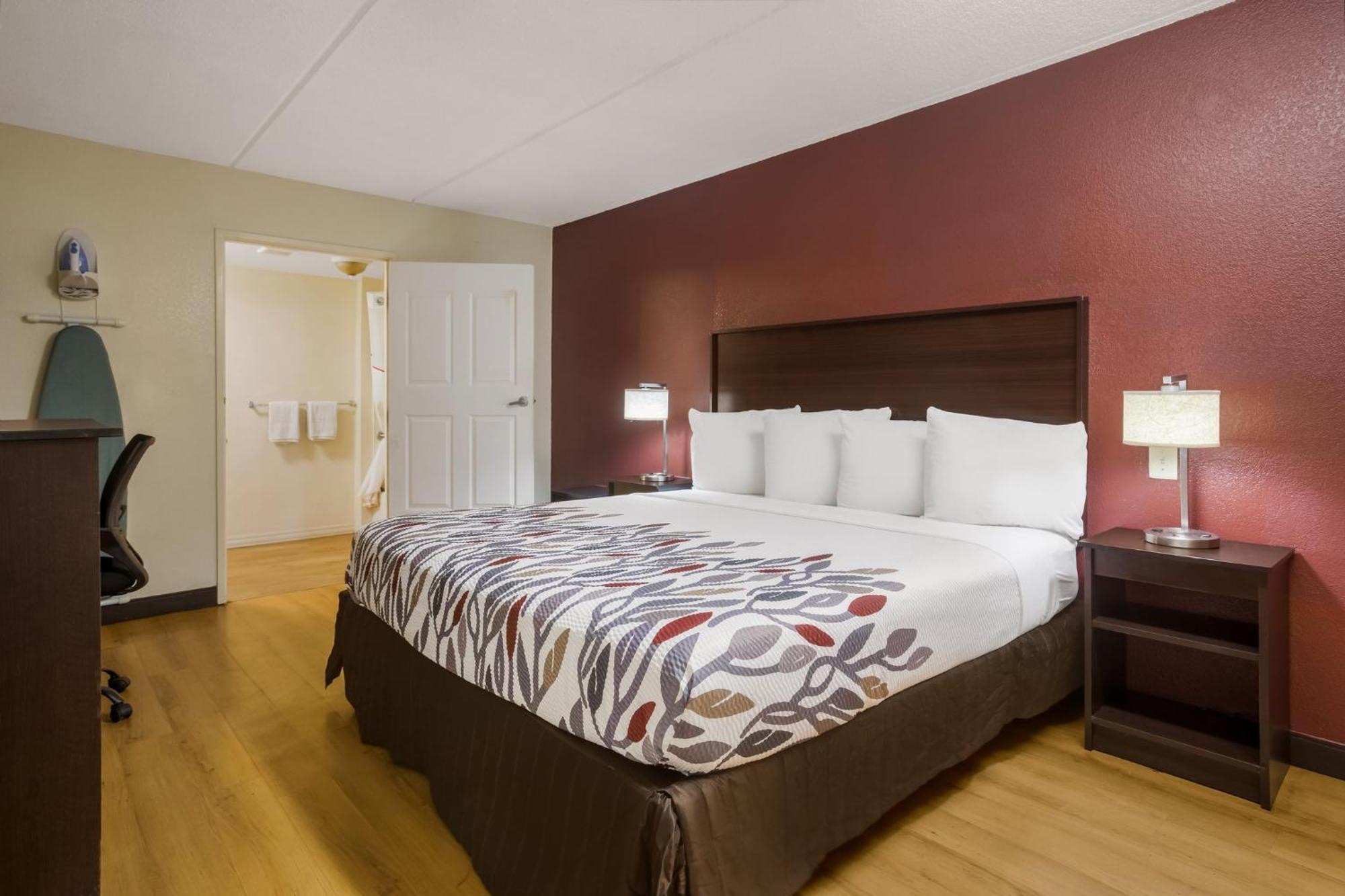 Red Roof Inn Atlanta South - Морроу Экстерьер фото